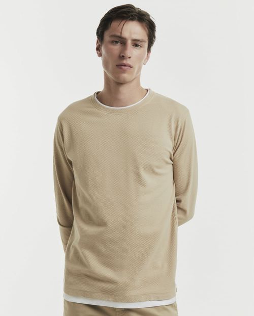 Camiseta casual Sfera regular fit textura beige para hombre