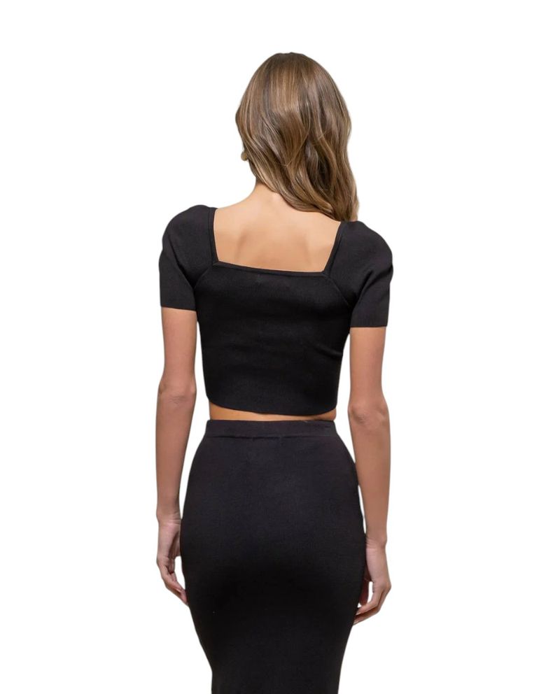 104869134-Blusa-Mine-crop-top-manga-corta-para-mujer