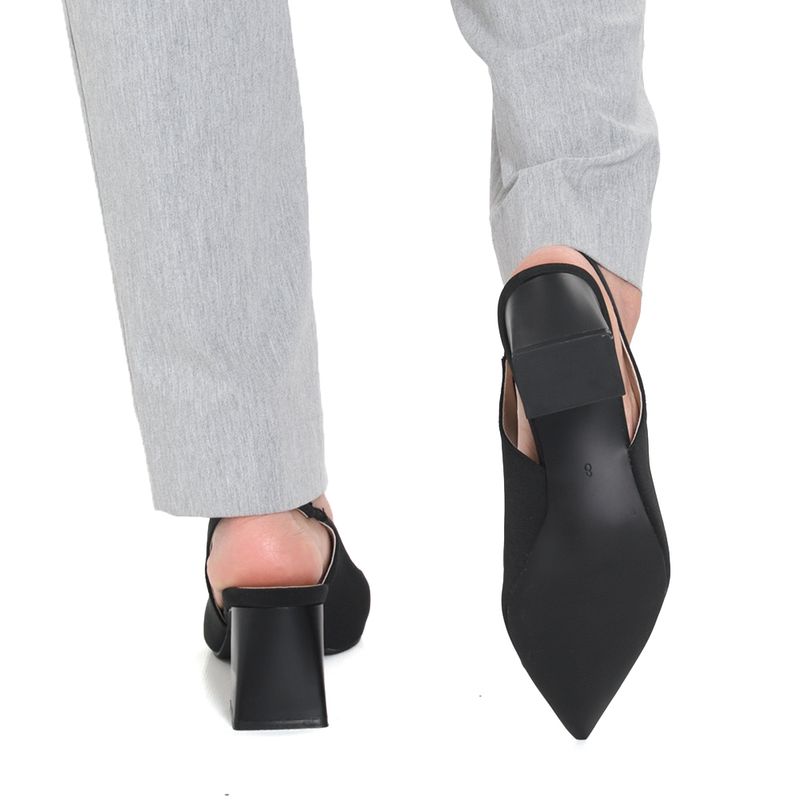 104827671-Zapato-de-vestir-H-Co.-color-negro-para-mujer