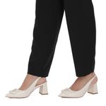 104827674-Zapato-de-vestir-H-Co.-color-blanco-para-mujer