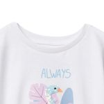 Blusa-blanca-con-estampado-para-niña-104872353