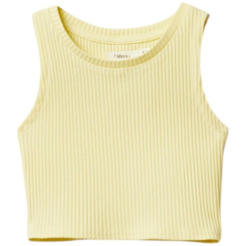Blusa-amarilla-con-acanalado-para-niña-104872406