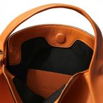 104872663-Cartera-crossbody-Calvin-Klein-color-cafe-para-mujer