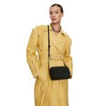 104872674-Cartera-crossbody-Calvin-Klein-Refine-color-negro-para-mujer