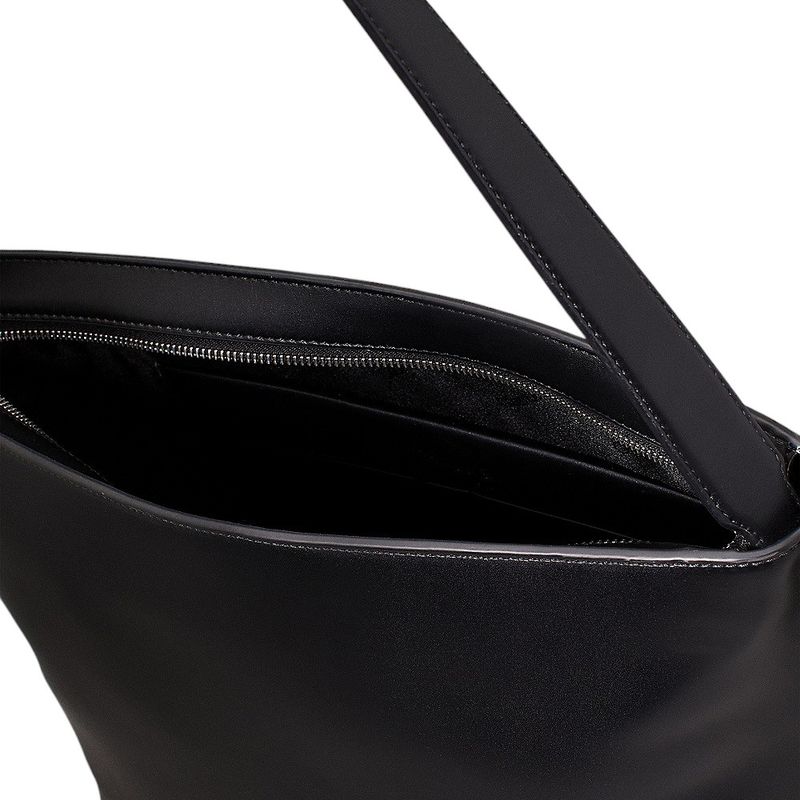 104872680-Cartera-tote-Calvin-Klein-color-negro-para-mujer