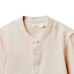 Camisa-bicolor-a-rayas-para-niño-104874809