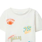 Pijama-de-2-piezas-blancas-con-estampado-para-niño-104874827