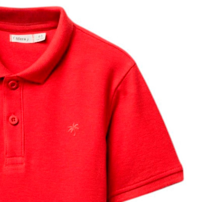 Camisa-polo-roja-solido-para-niño-104874890