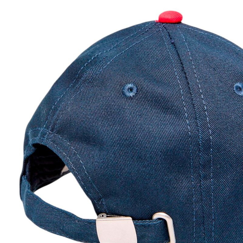 Gorra-multicolor-con-bordado-para-niño-104874963