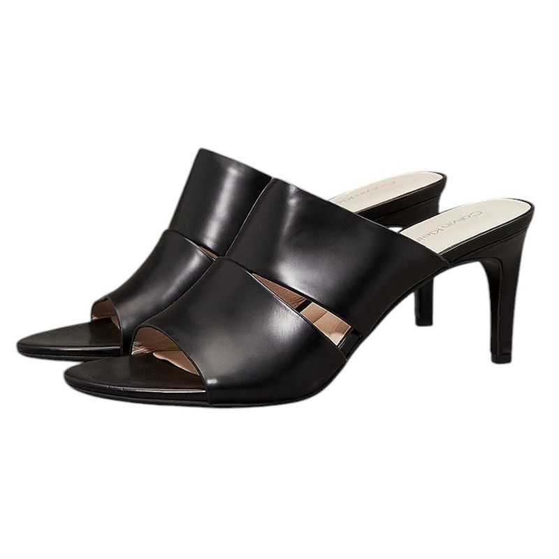 104873126-Sandalia-casual-Calvin-Klein-color-negro-para-mujer