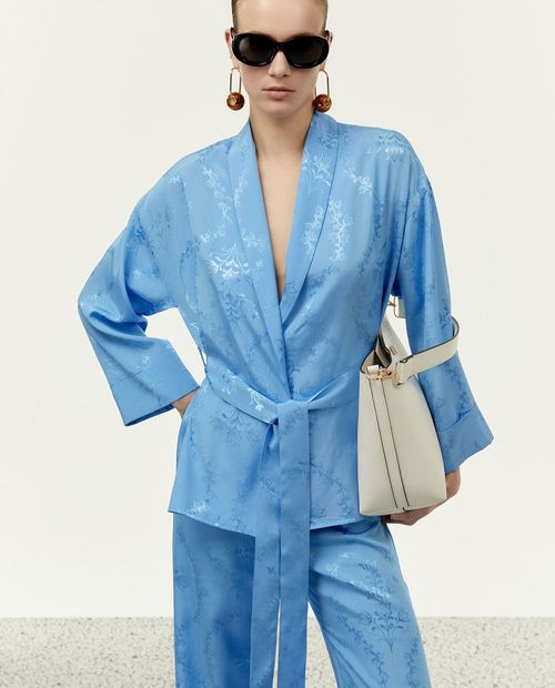 Blusa Sfera kimono celeste manga larga para mujer