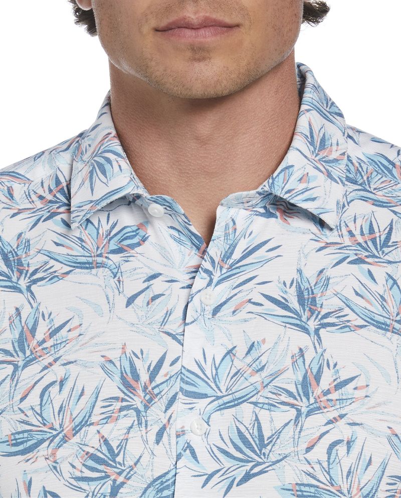 104808680-Guayabera-de-viscosa-Cubavera-multicolor-estampado-floral-para-hombre
