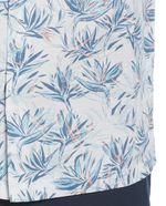 104808680-Guayabera-de-viscosa-Cubavera-multicolor-estampado-floral-para-hombre