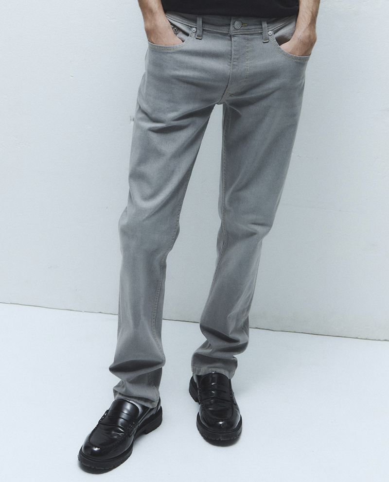 104875532-Jeans-slim-fit-Sfera-gris-denim-para-hombre