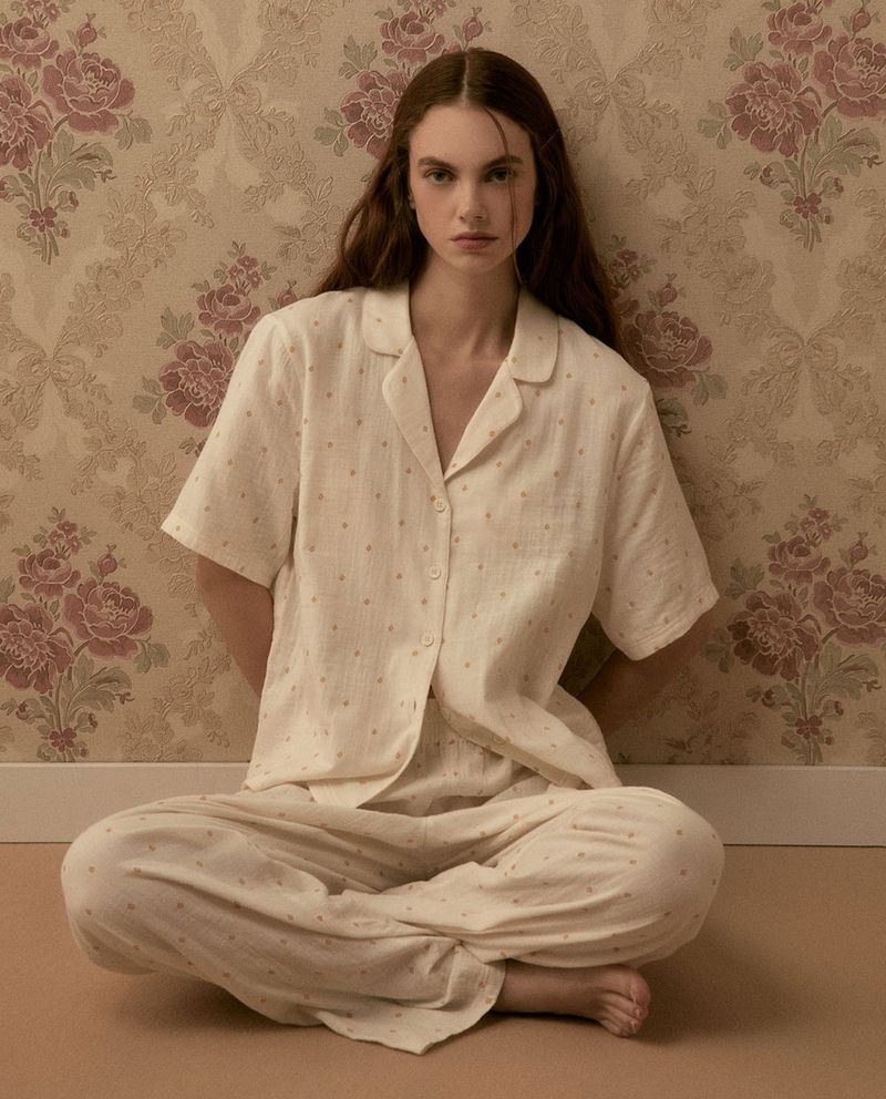 104871831-Pijama-con-pantalon-Sfera-estampada-para-mujer
