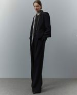 104881510-Pantalon-Sfera-wide-leg-negro-de-cintura-alta-para-mujer