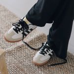 104881161-Zapato-Adidas-Originals-Samba-casual-beige-para-mujer