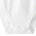 Mameluco-blanco-calado-para-bebe-niña-104882679