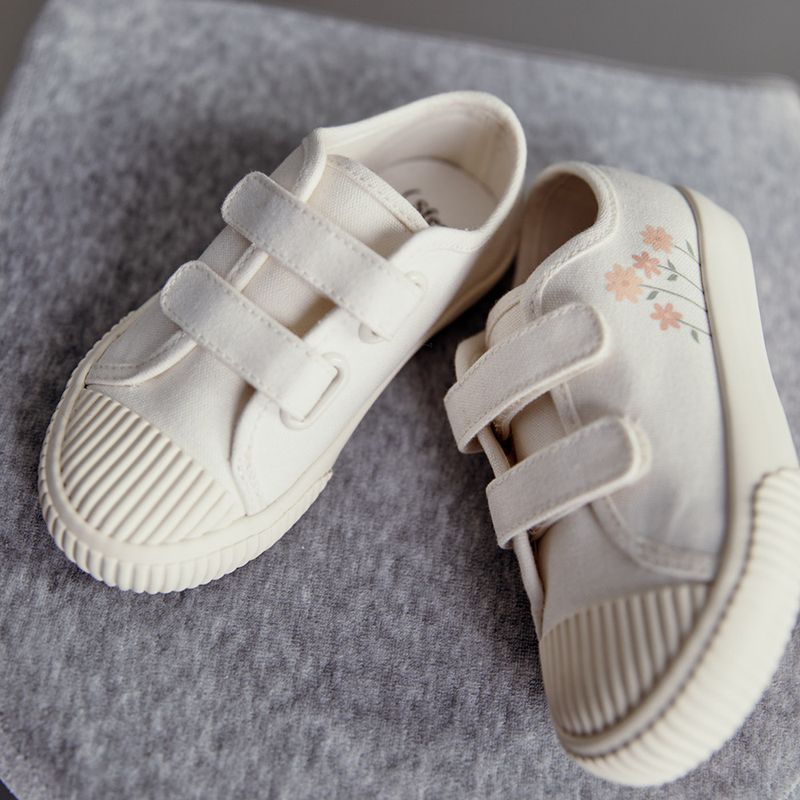 104870654-Zapato-casual-Sfera-blanco-de-niña-bebe