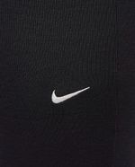 104869420-Legging-flare-deportiva-Nike-negro-para-mujer