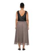 104871538-Falda-Only-Carmakoma-midi-beige-de-cintura-alta-para-mujer