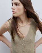 104873577-Chaleco-Sfera-cafe-para-mujer