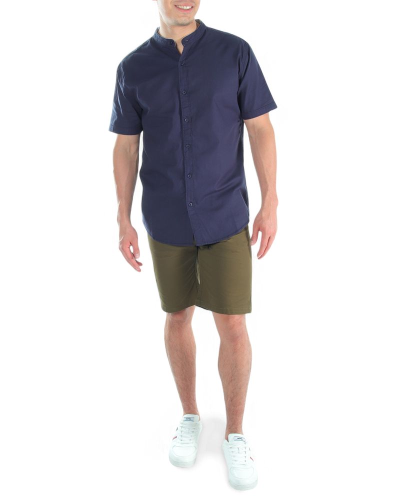 104693066-Short-chino-Unexpected-slim-fit-verde-olivo-solido-para-hombre