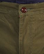 104693066-Short-chino-Unexpected-slim-fit-verde-olivo-solido-para-hombre