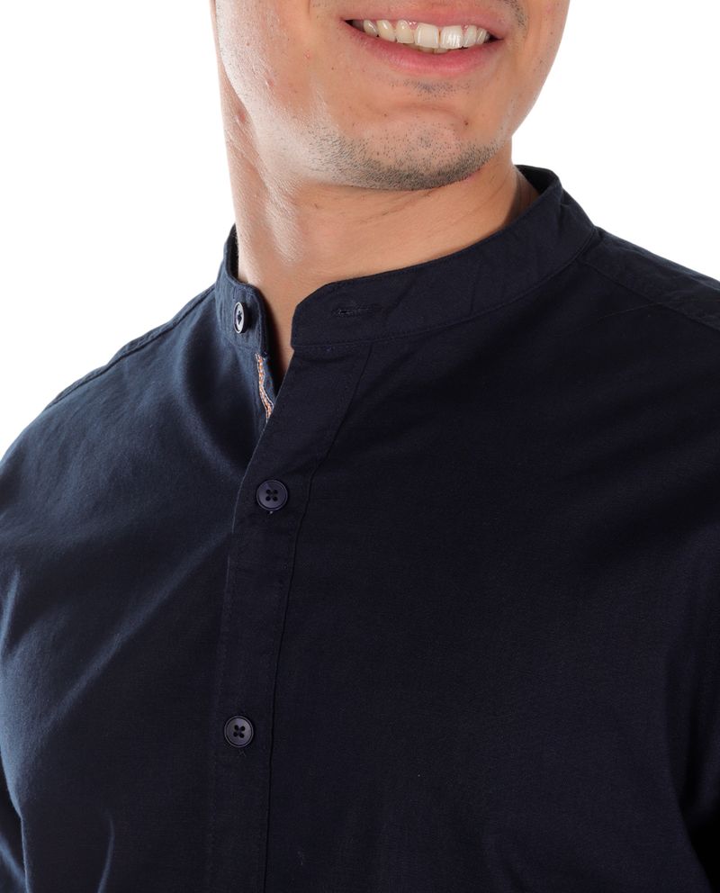 104693167-Camisa-casual-Unexpected-navy-solida-para-hombre