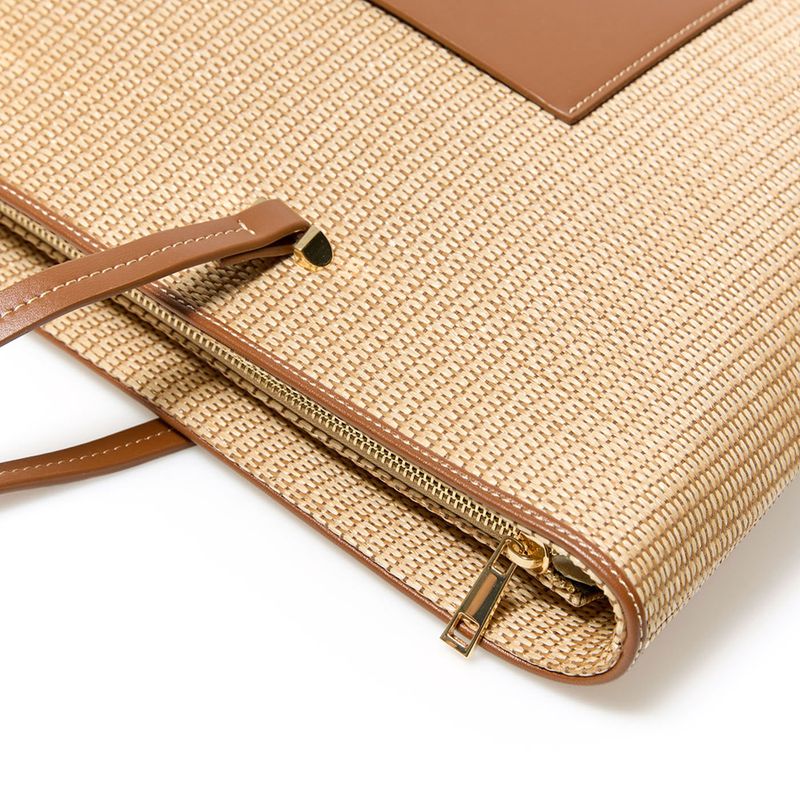 104832679-Cartera-tote-Sfera-color-cafe-para-mujer
