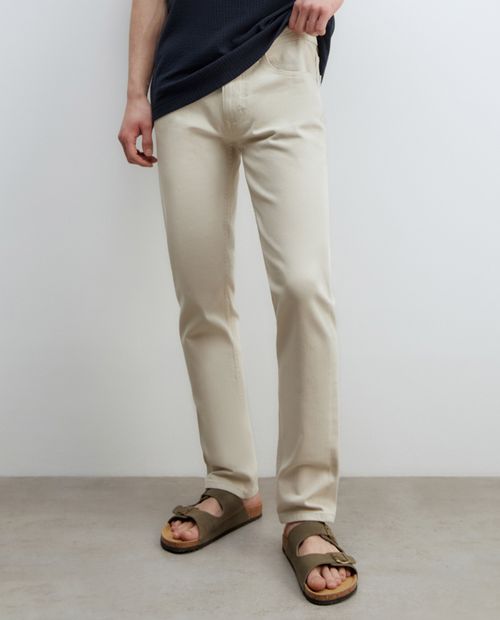 Jeans Sfera slim fit beige sólido para hombre