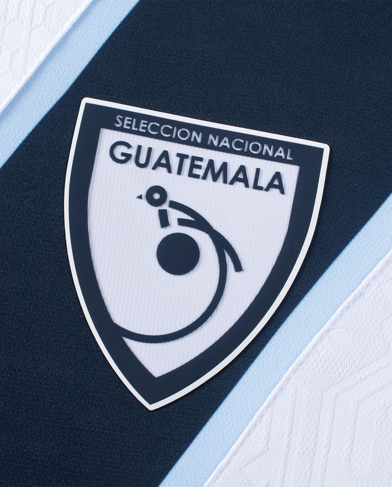 104792738-Camiseta-local-seleccion-de-Guatemala-blanca-para-hombre