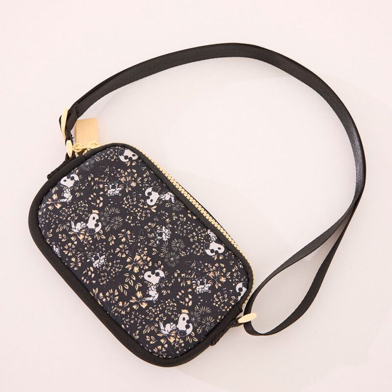 104879441-Funda-para-celular-Women-Secret-estampada