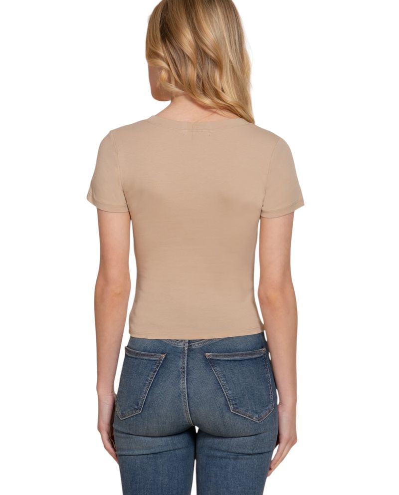 104881359-Camiseta-Active-Basic-beige-manga-corta-para-mujer