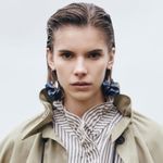 104874040-Aretes-de-petalo-azul-para-mujer
