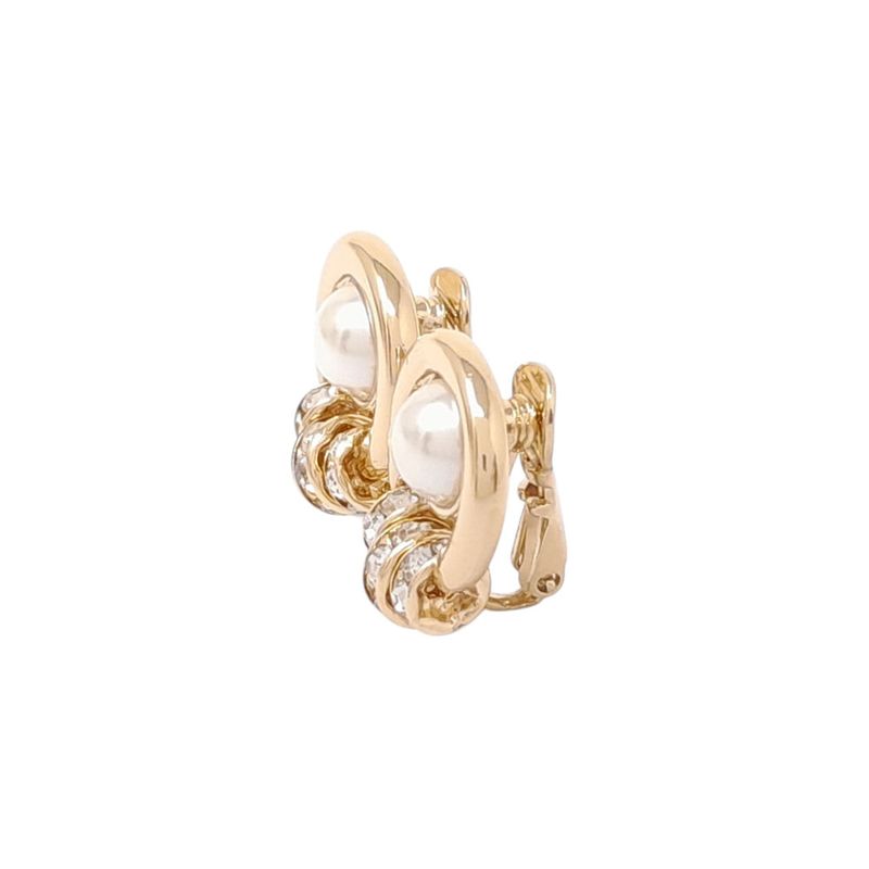 104691203-Aretes-cortos-de-metal-con-baño-de-oro-para-mujer