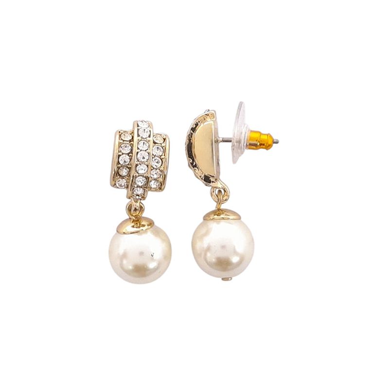 104691204-Aretes-cortos-con-baño-de-oro-para-mujer