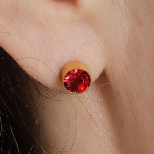Aretes Swarovski de acero en baño de oro 18k para mujer