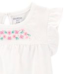 104882813-Blusa-blanca-con-bordado-para-niña