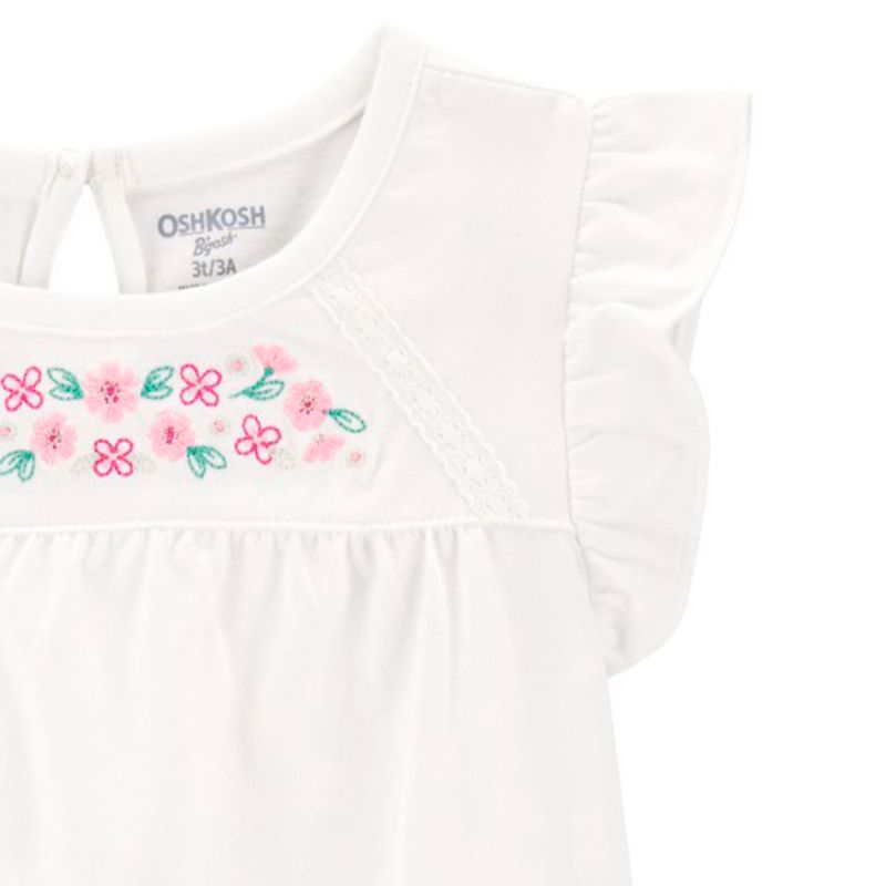 104882813-Blusa-blanca-con-bordado-para-niña
