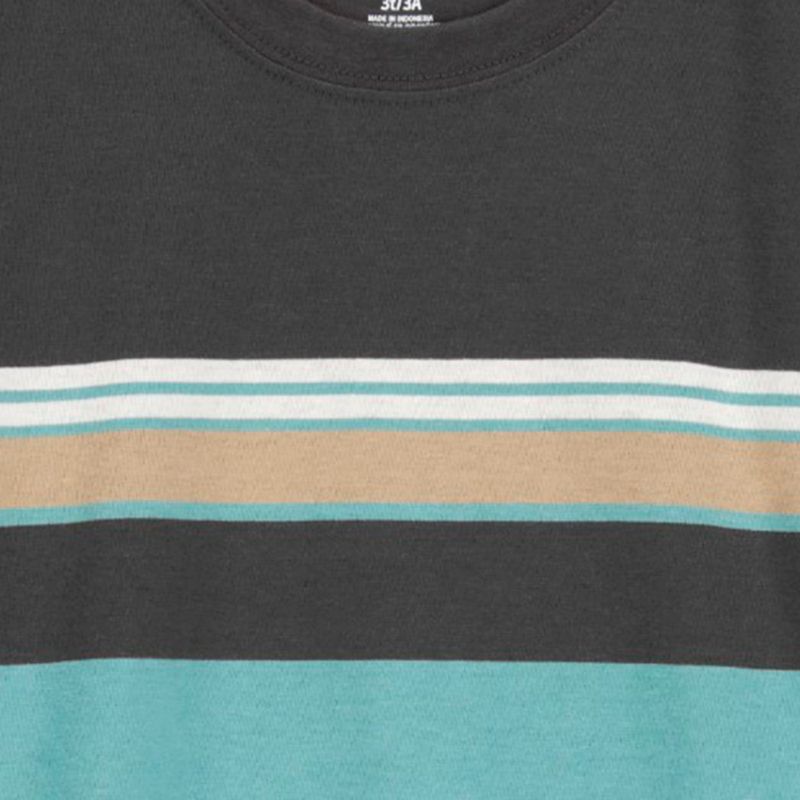 104882821-Camiseta-multicolor-color-blocking-para-niño