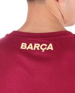 104834646-Camiseta-deportiva-Futbol-Club-Barcelona-reaction-roja-para-hombre