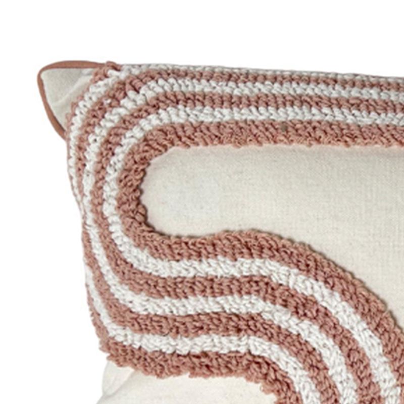 104883460-Cojin-con-textura-de-ondas-50x30-cm