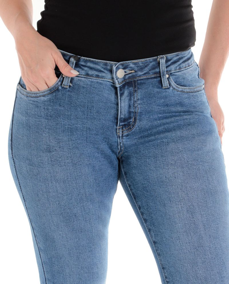 104827548-Jeans-Sabrina-flare-azul-de-cintura-alta-para-mujer