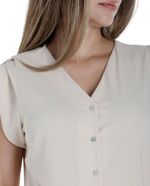 104878465-Blusa-Sabrina-formal-beige-manga-corta-para-mujer