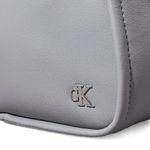 104872662-Cartera-satchel-calvin-klein-metal-color-blanco-para-mujer