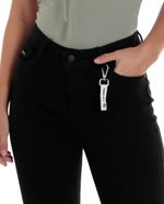 104825485-Jeans-Most-Wanted-skinny-negro-de-cintura-alta-para-mujer
