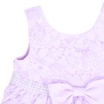 104783044-Vestido-blanco-de-encaje-para-bebe-niña