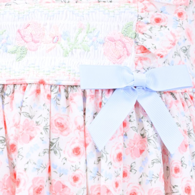 104835658-Vestido-estampado-floral-para-niña