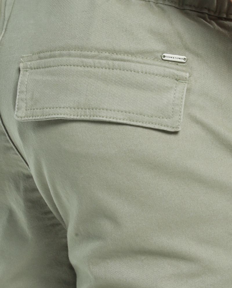 104840655-Pantalon-cargo-Denim---Flower-verde-solido-para-hombre